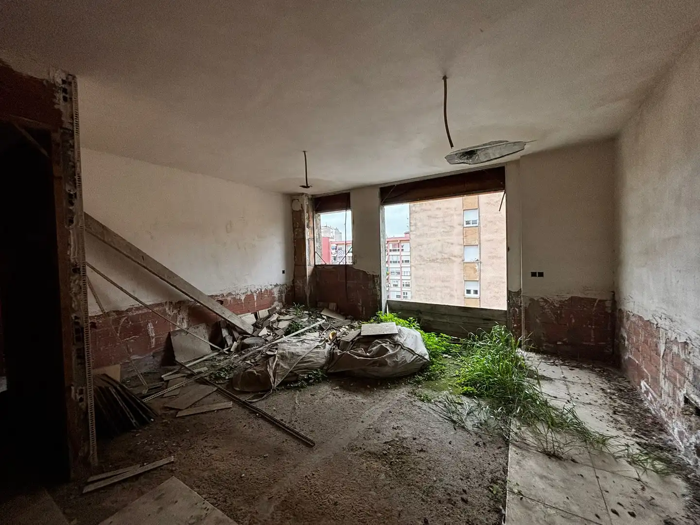 Sala de estar de Edificio en venta en Salt