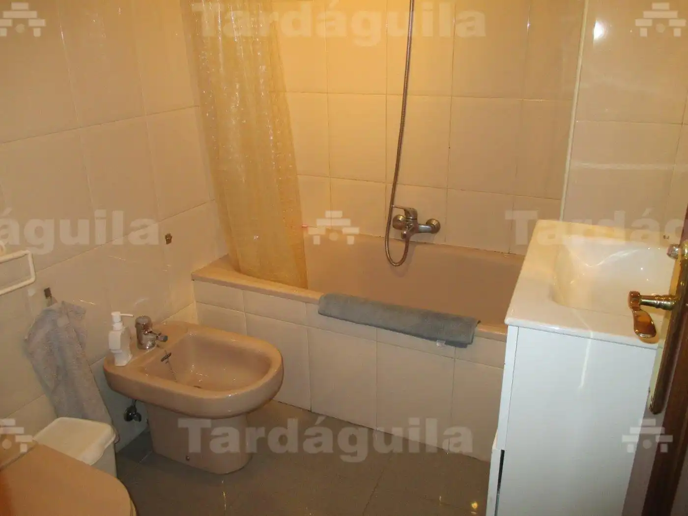 Baño de Piso en venta en Salamanca con Balcón