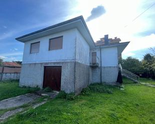 Vista exterior de Casa o xalet en venda en Noja amb Terrassa