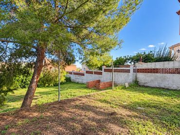 Terreno residencial en venta en La Franquesa - Oasis Park