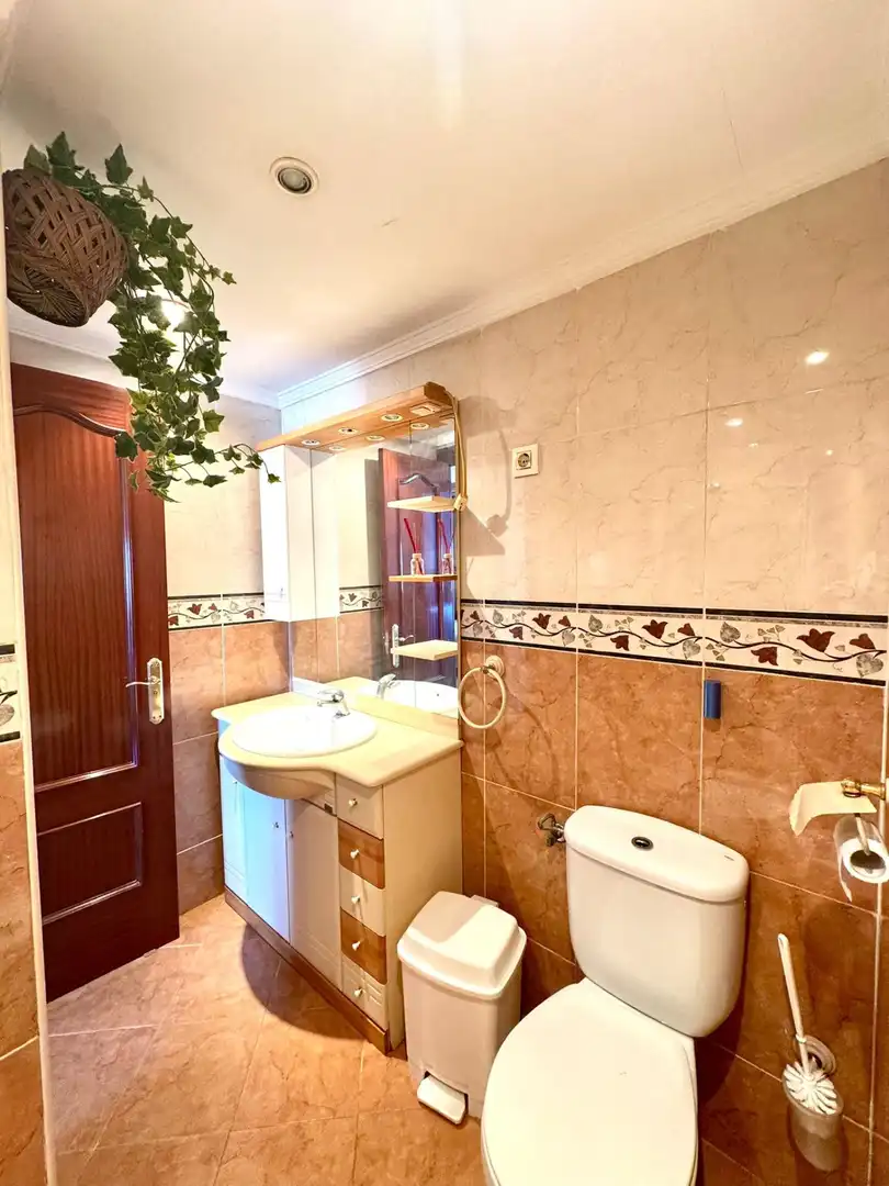 Bathroom of Flat for sale in Málaga