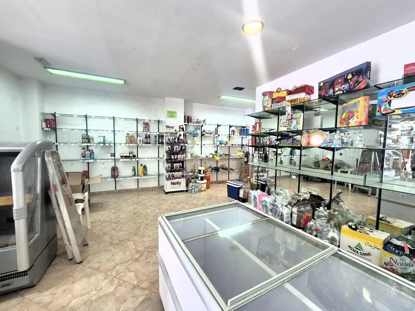 Local comercial de lloguer a Loja