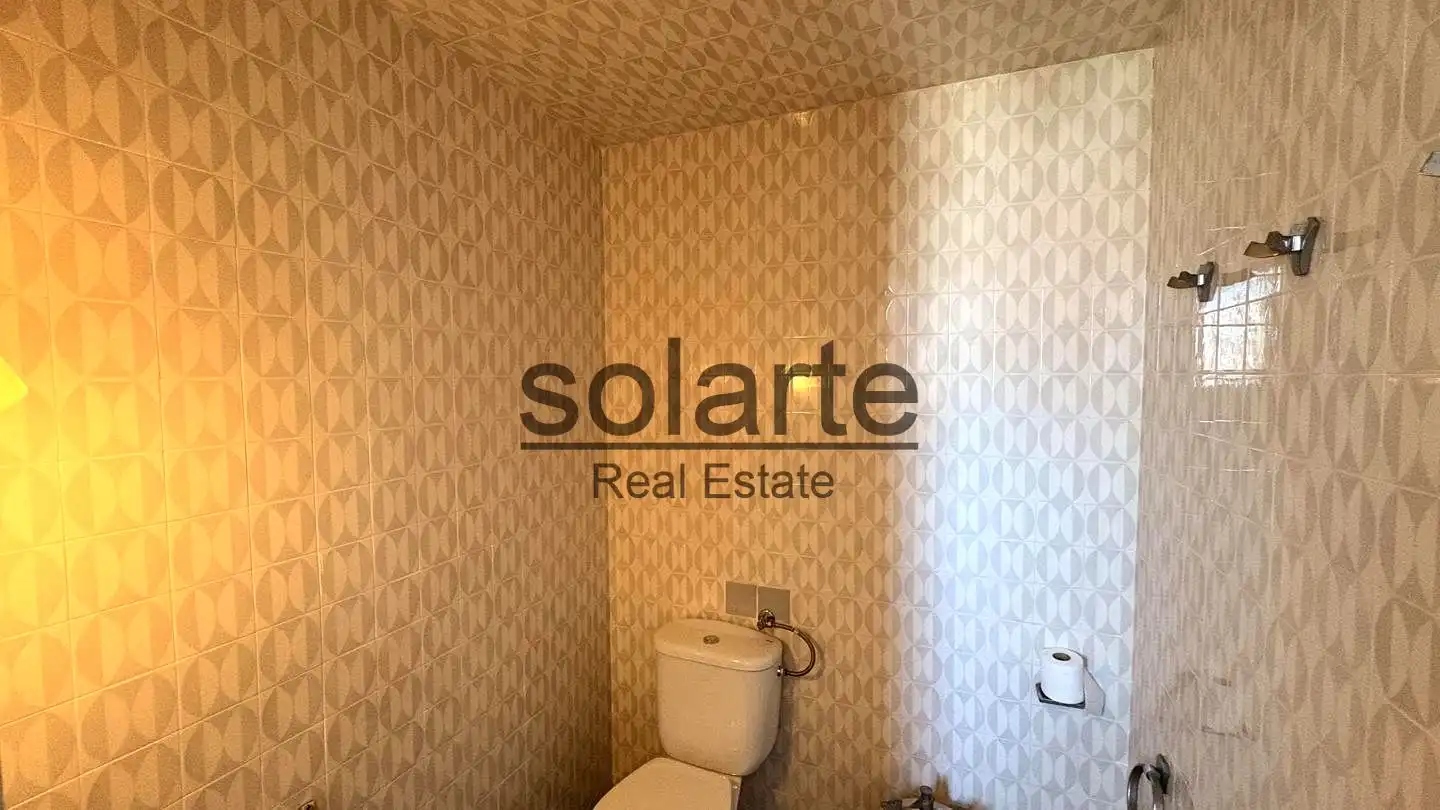 Baño de Edificio en venta en L'Hospitalet de Llobregat