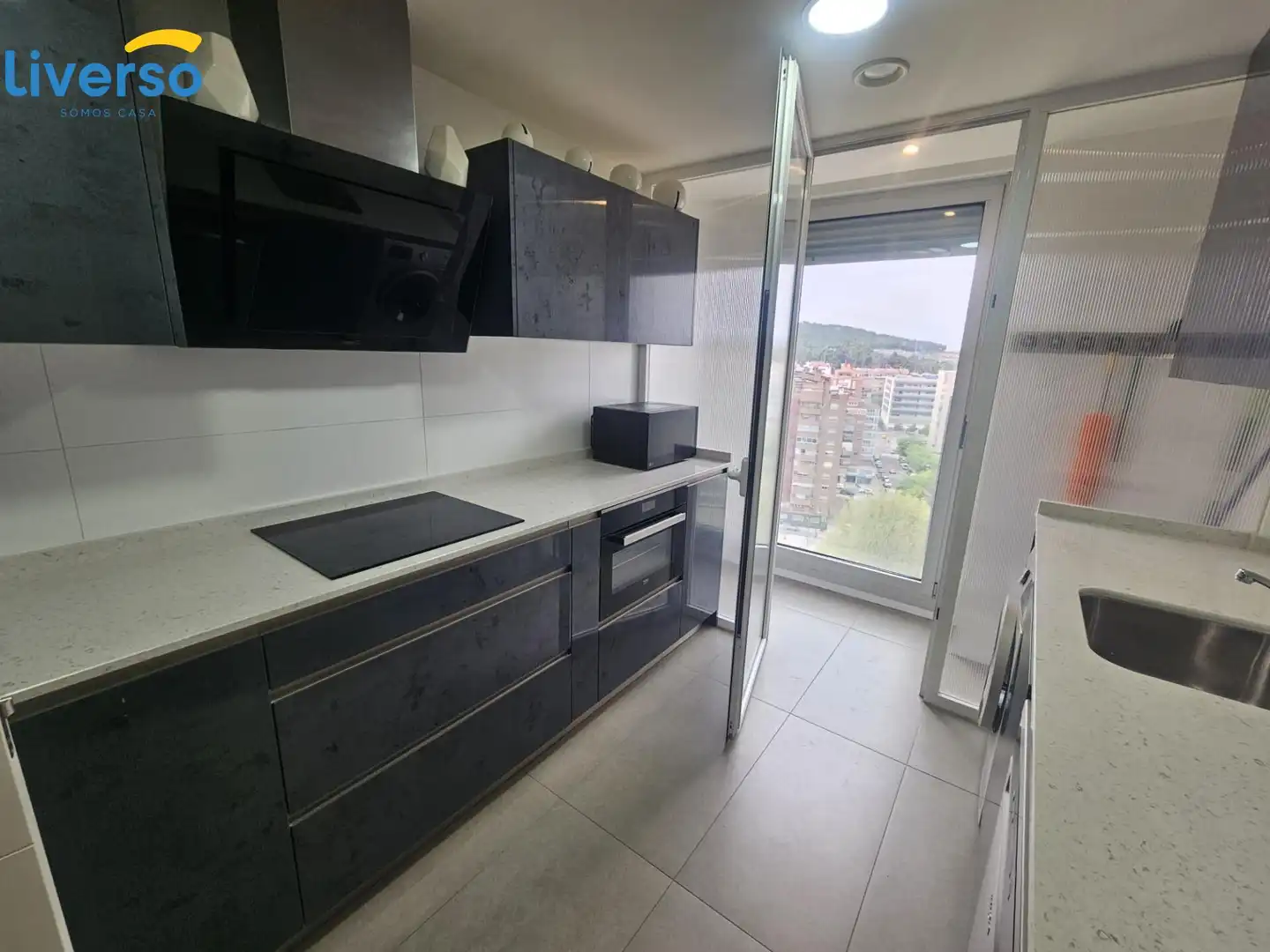 Appartamento con ascensore in affitto a Centro, imagen 18