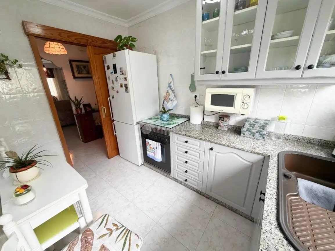 Cocina de Piso en venta en Las Palmas de Gran Canaria con Terraza