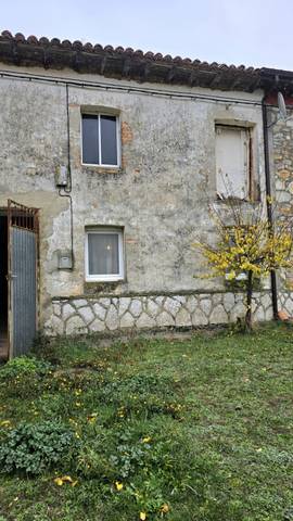 Casa adosada en Venta en Solanas de Valdelucio - C/REAL en Valle de Valdelucio