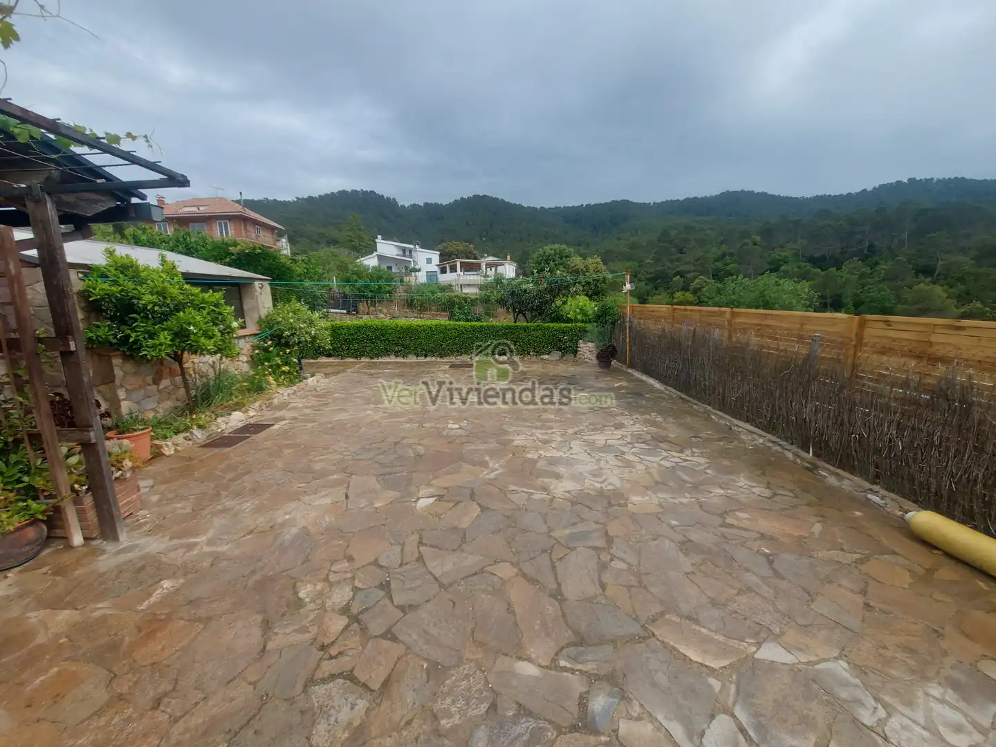 Jardí de Casa o xalet en venda en Vallirana amb Aire condicionat, Calefacció i Jardí privat