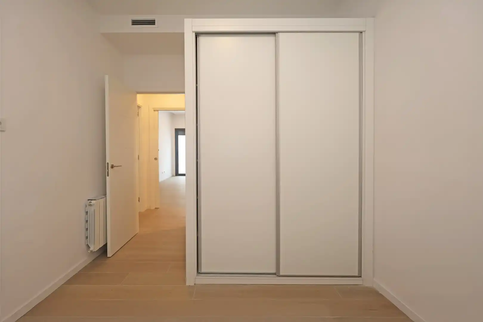 Schlafzimmer von Erdgeschoss zum Verkauf in L'Hospitalet de Llobregat mit Terrasse und Abstellraum