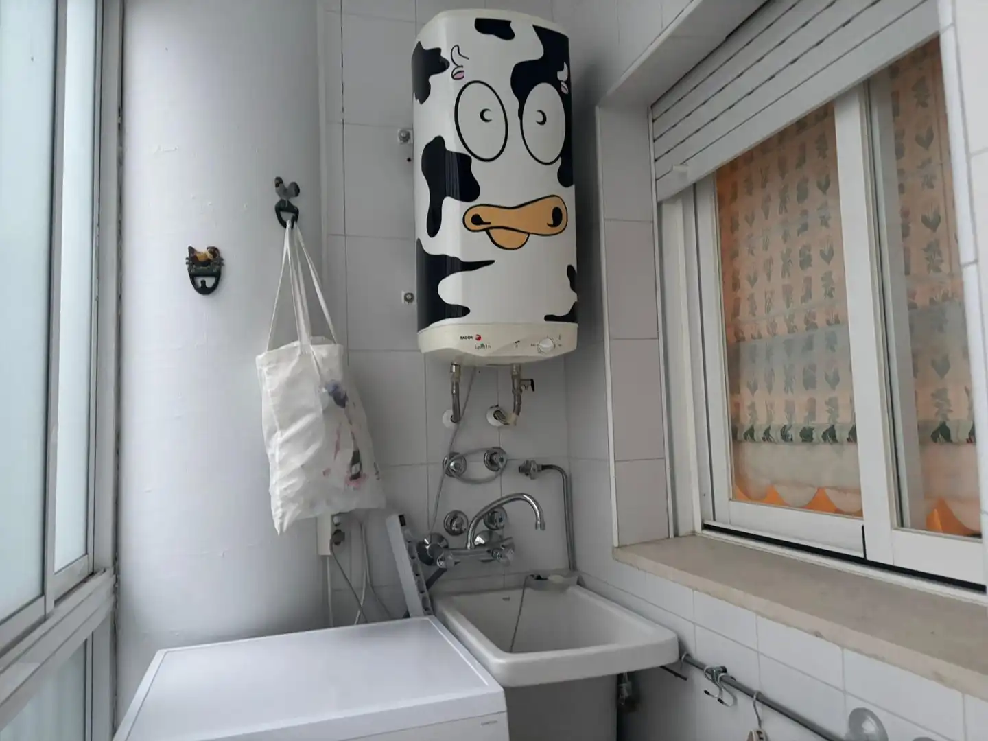 Baño de Piso de alquiler en Sevilla con Aire acondicionado, Calefacción y Terraza