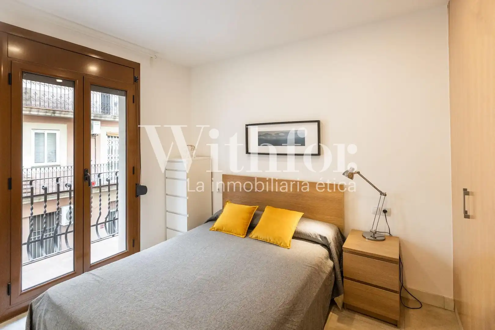 Bedroom of Flat for sale in Barcelona  with Air Conditioner, Heating and Balcony