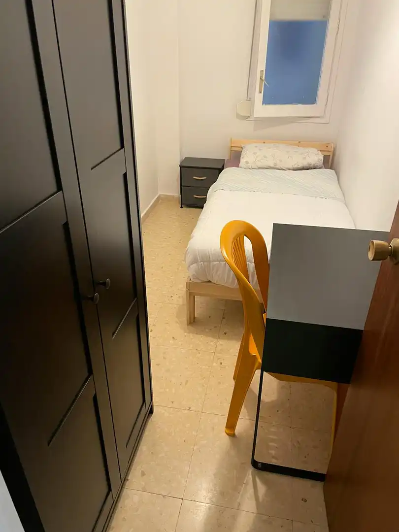 Habitación de Piso para compartir en Barcelona con Calefacción, Amueblado y Lavadora