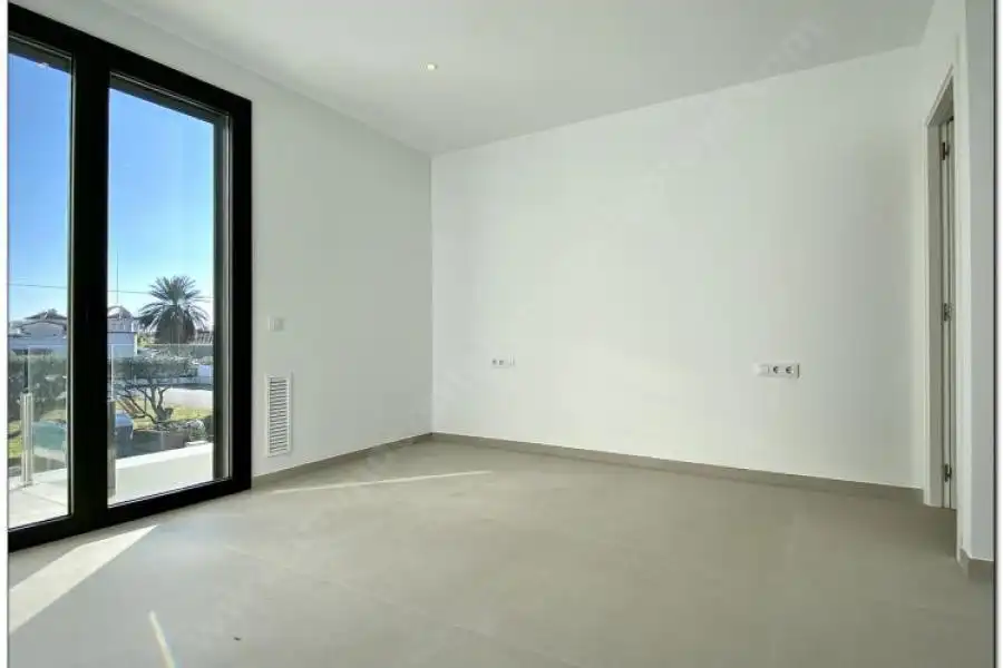 Chalet en venta en Requesens, imagen 13