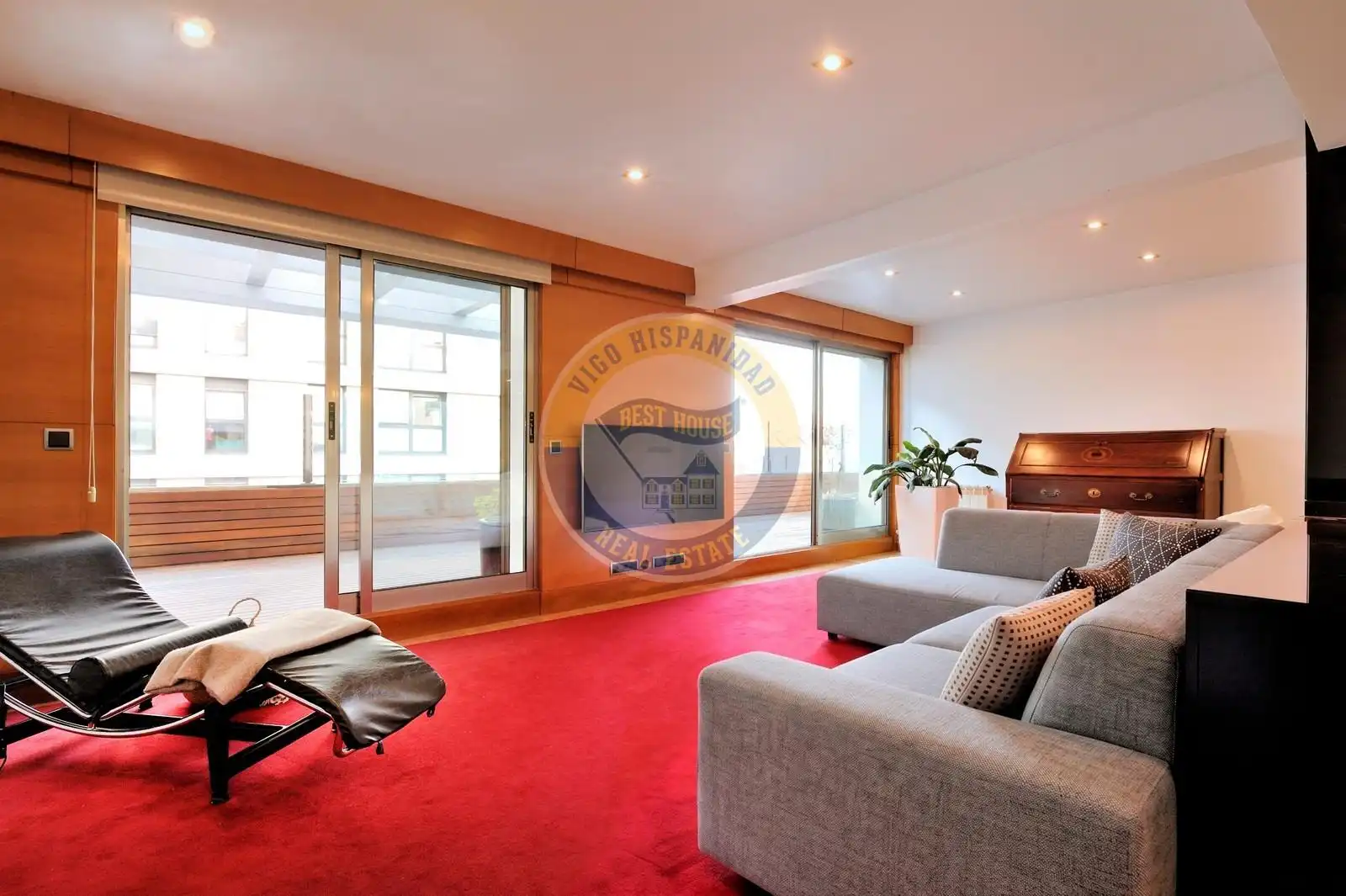 Sala de estar de Piso en venta en Vigo  con Calefacción, Parquet y Terraza