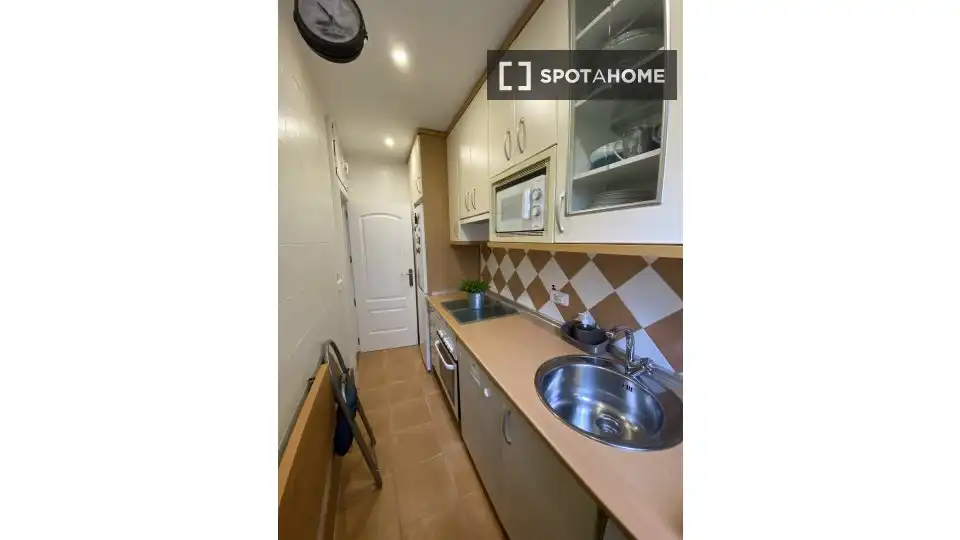 Cocina de Piso de alquiler en Madrid con Aire acondicionado, Calefacción y Amueblado