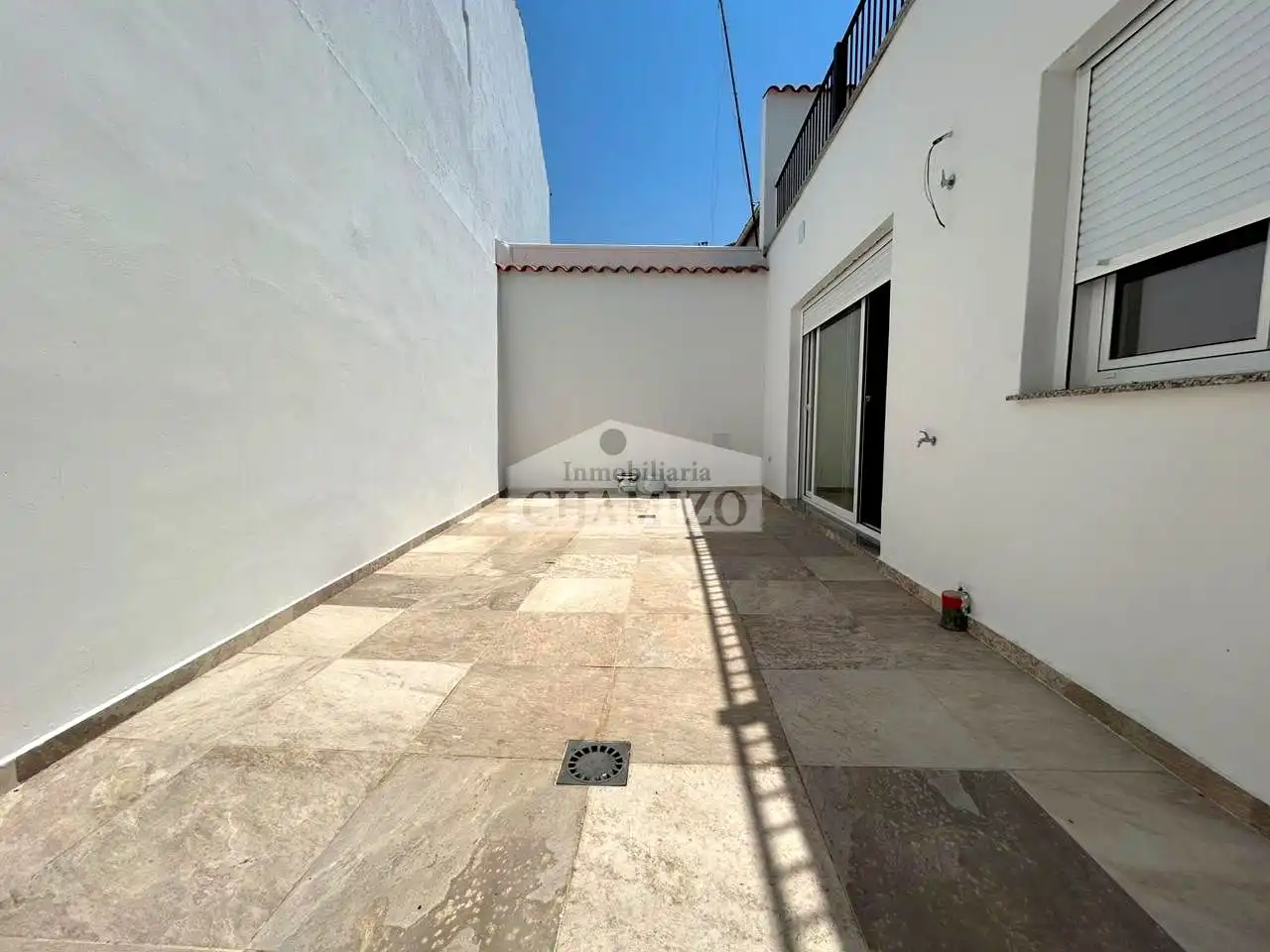Vista exterior de Casa o chalet en venta en Villanueva de la Serena con Terraza