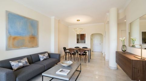 Foto 4 de Apartamento en venta en Paseo del Golf, Santa María, Marbella