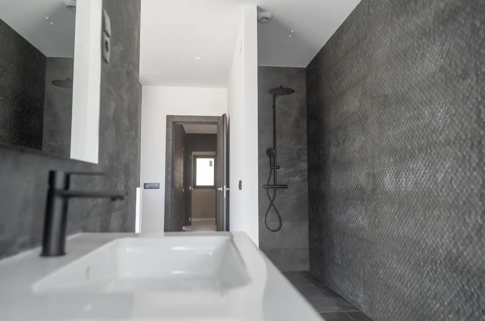 Casa aparellada amb piscina en venda a Puerto de la Torre - Atabal, imagen 19