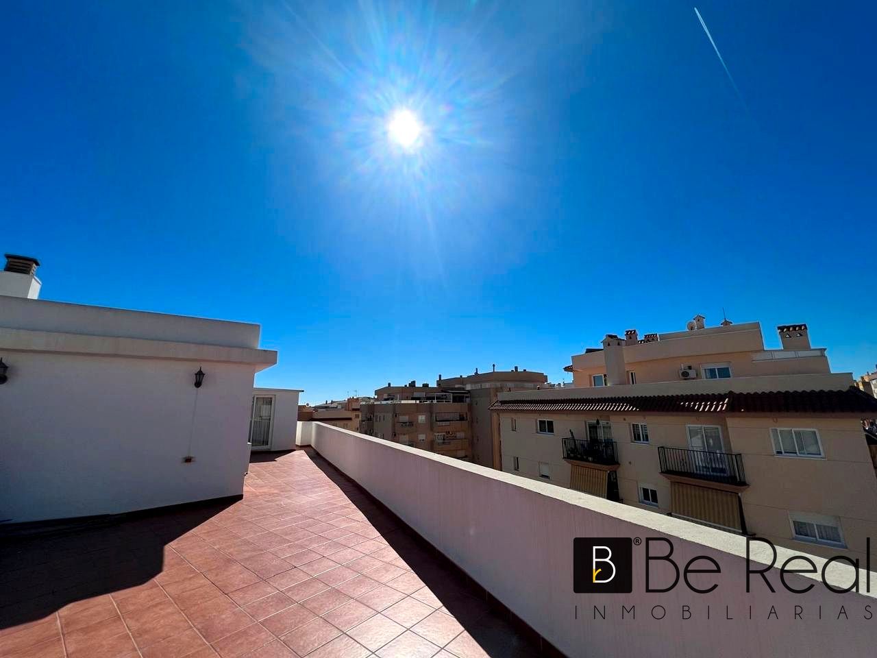 Vista exterior de Àtic en venda en Mijas amb Aire condicionat, Calefacció i Terrassa