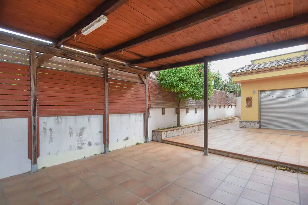 Terrace of Houses for sale in Pineda de Mar  with Heating, Swimming Pool and Jacuzzi