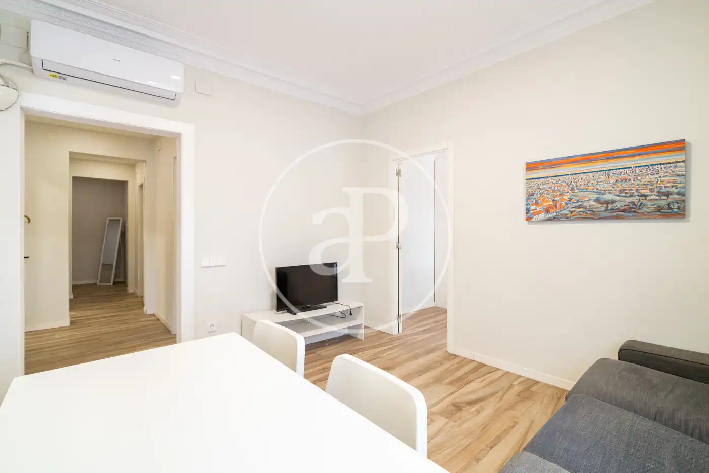 Exterior view of Flat for sale in Barcelona  with Air Conditioner, Heating and Furnished