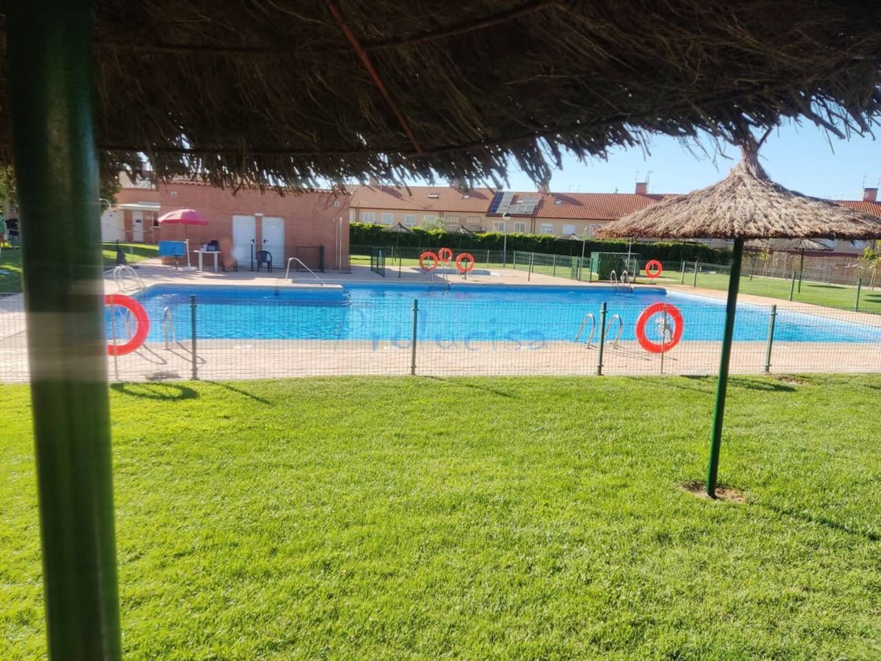 Piscina de Casa adosada en venda en Moraleja de Enmedio amb Calefacció i Terrassa