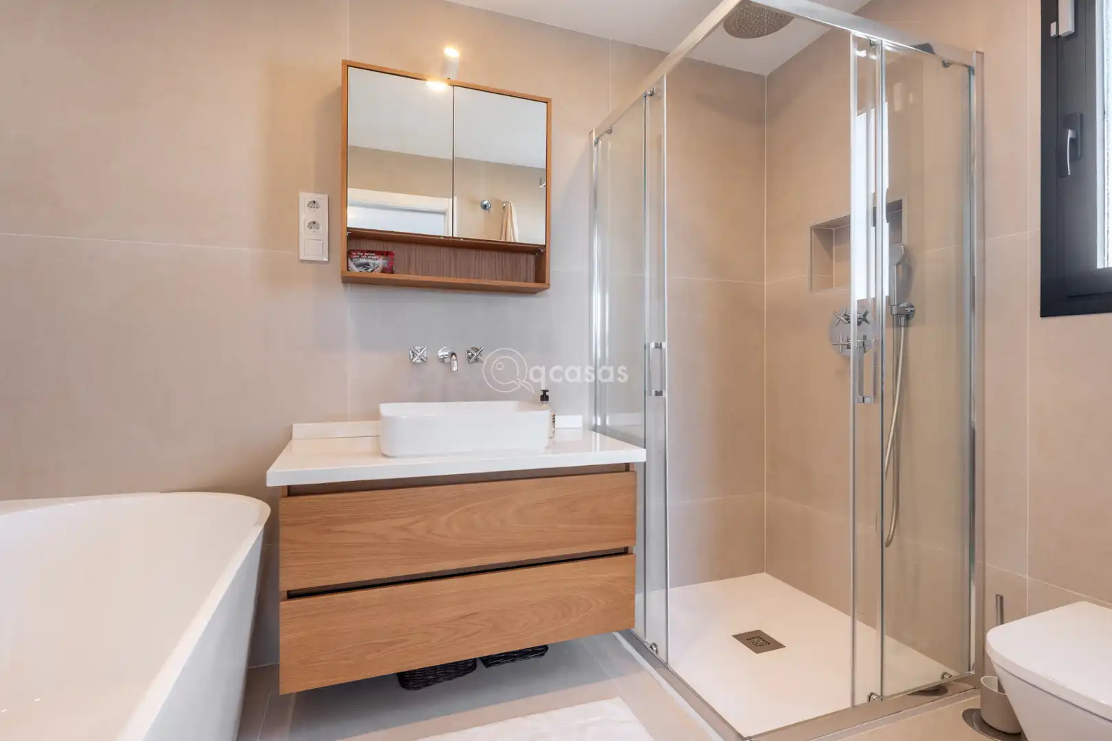 Baño de Casa o chalet en venta en Benalmádena con Aire acondicionado, Calefacción y Jardín privado