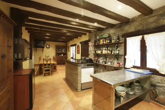 Cocina de Finca rústica en venta en Elgoibar con Calefacción, Jardín privado y Terraza