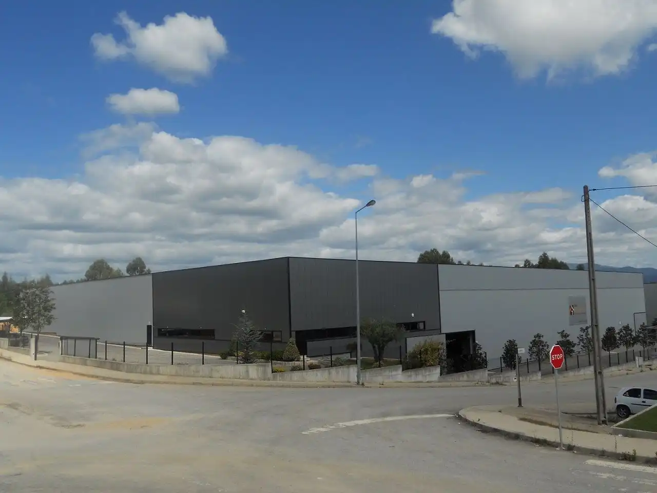 Exterior view of Industrial buildings for sale in Salvaterra de Miño