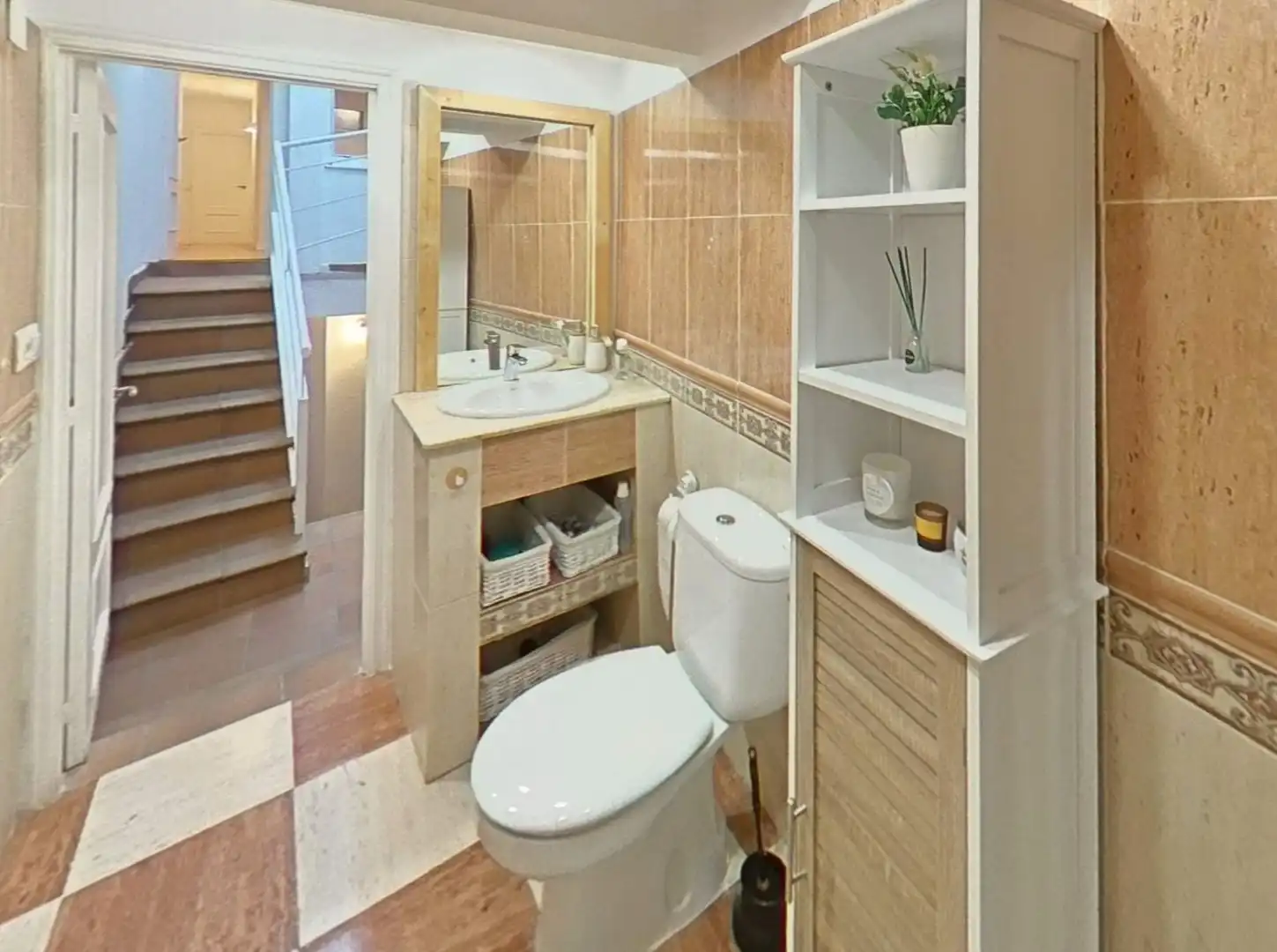 Baño de Casa adosada en venta en Castellar del Vallès con Terraza, Trastero y Alarma