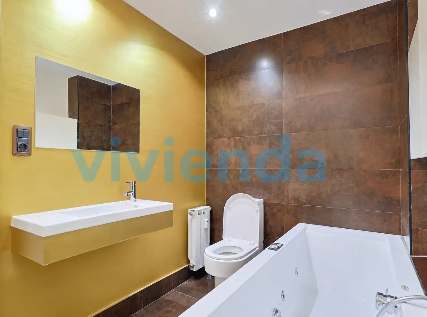 Bathroom of Flat for sale in Ciudad Lineal