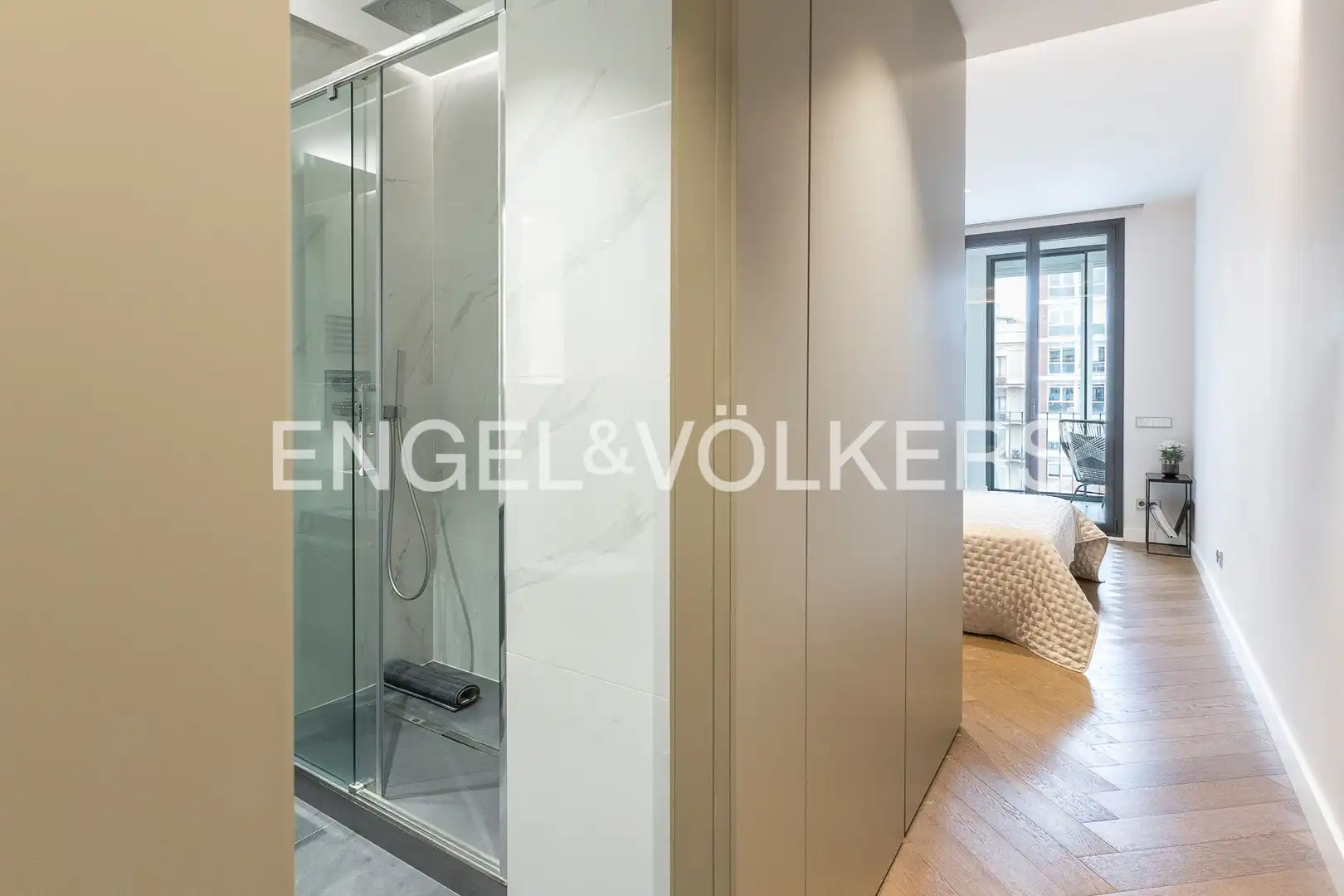 Piso con terraza en venta en Carrer d'Enric Granados, imagen 19