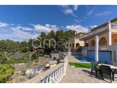 Vista exterior de Casa o xalet en venda en El Catllar  amb Aire condicionat, Terrassa i Piscina