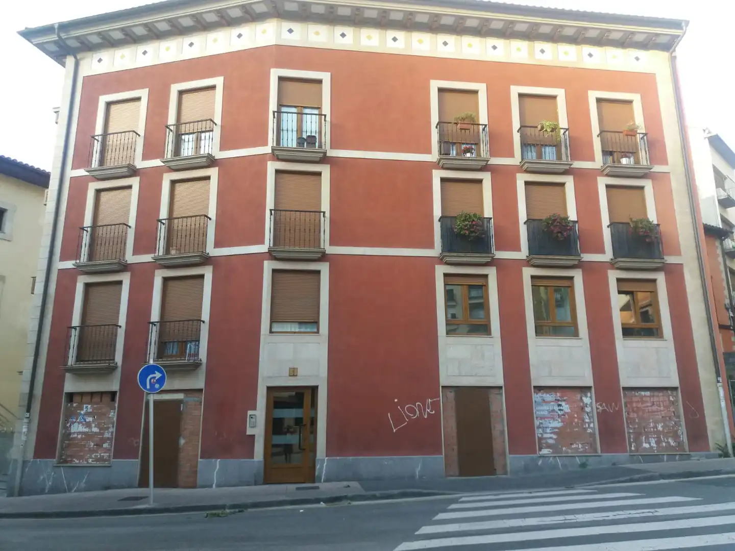 Local comercial en venta en C/ Euskal Herria