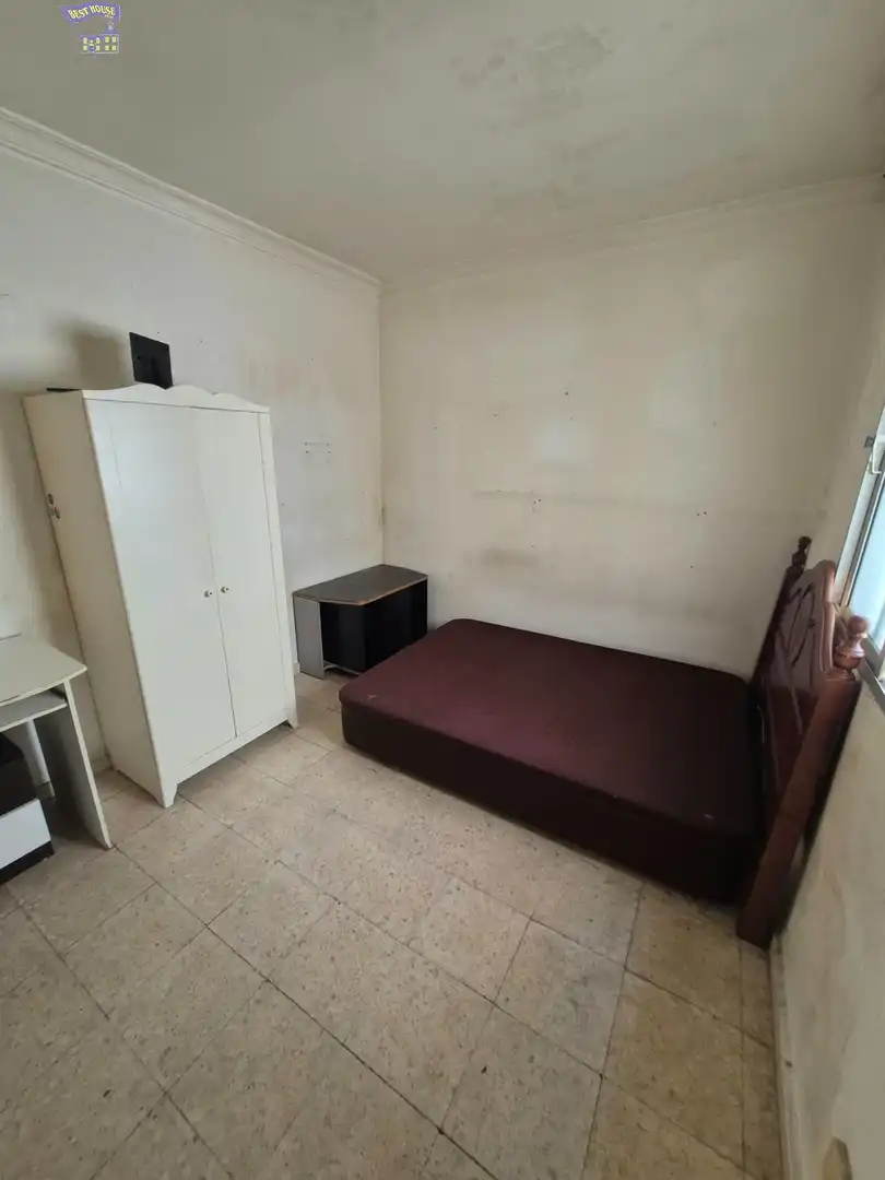 Habitación de Piso en venta en Arcos de la Frontera con Amueblado y Balcón