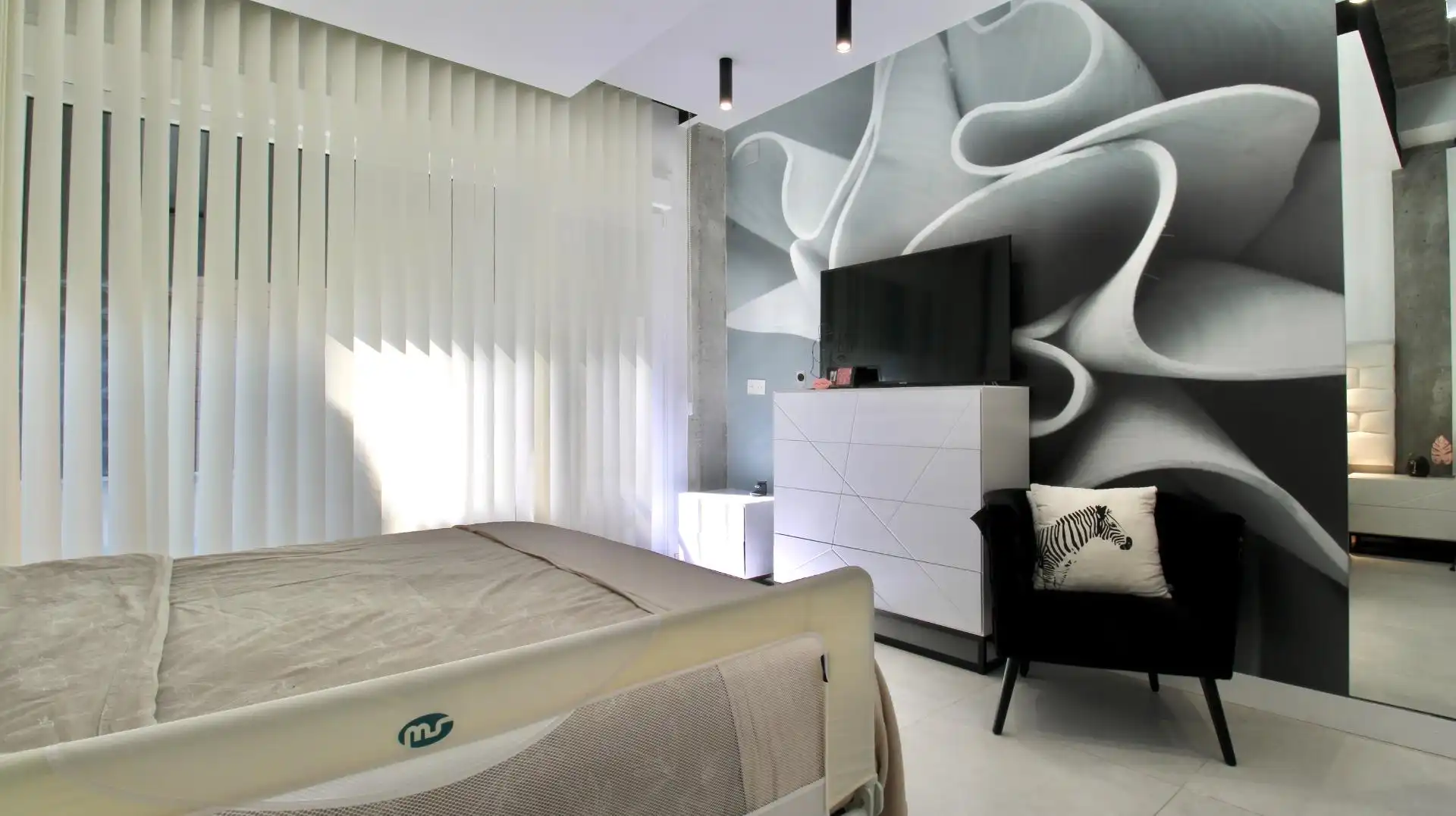 Habitación de Casa adosada en venta en Armilla con Aire acondicionado, Calefacción y Jardín privado