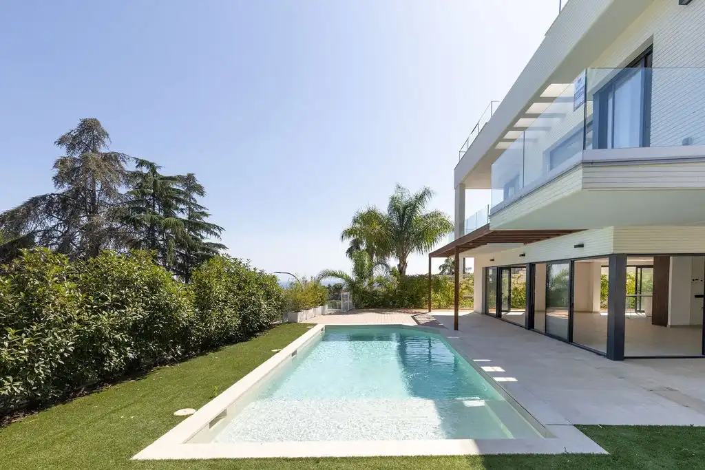 Casa amb piscina en venda a Premià de Dalt