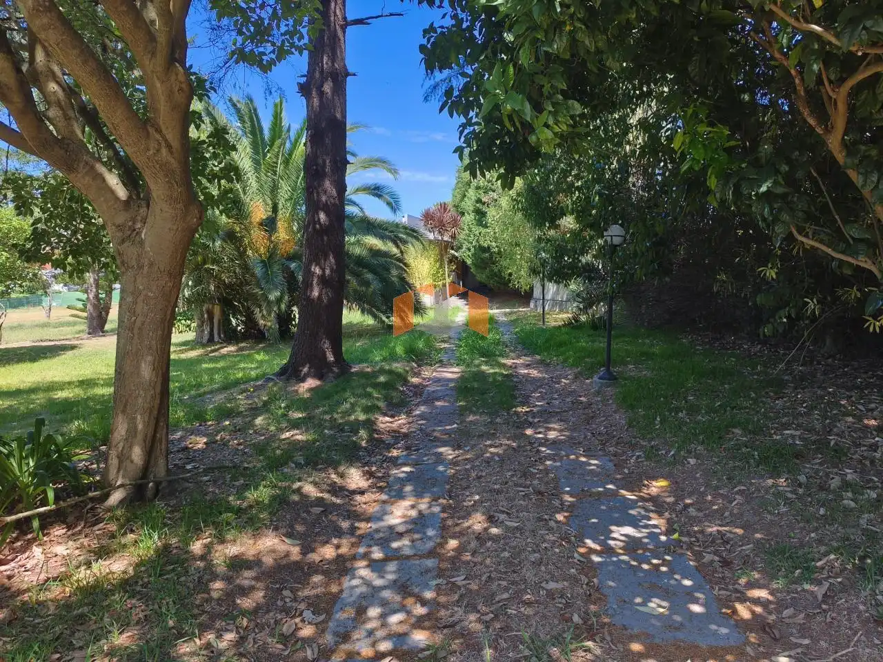 Vista exterior de Casa o chalet en venta en Vigo  con Calefacción, Jardín privado y Parquet