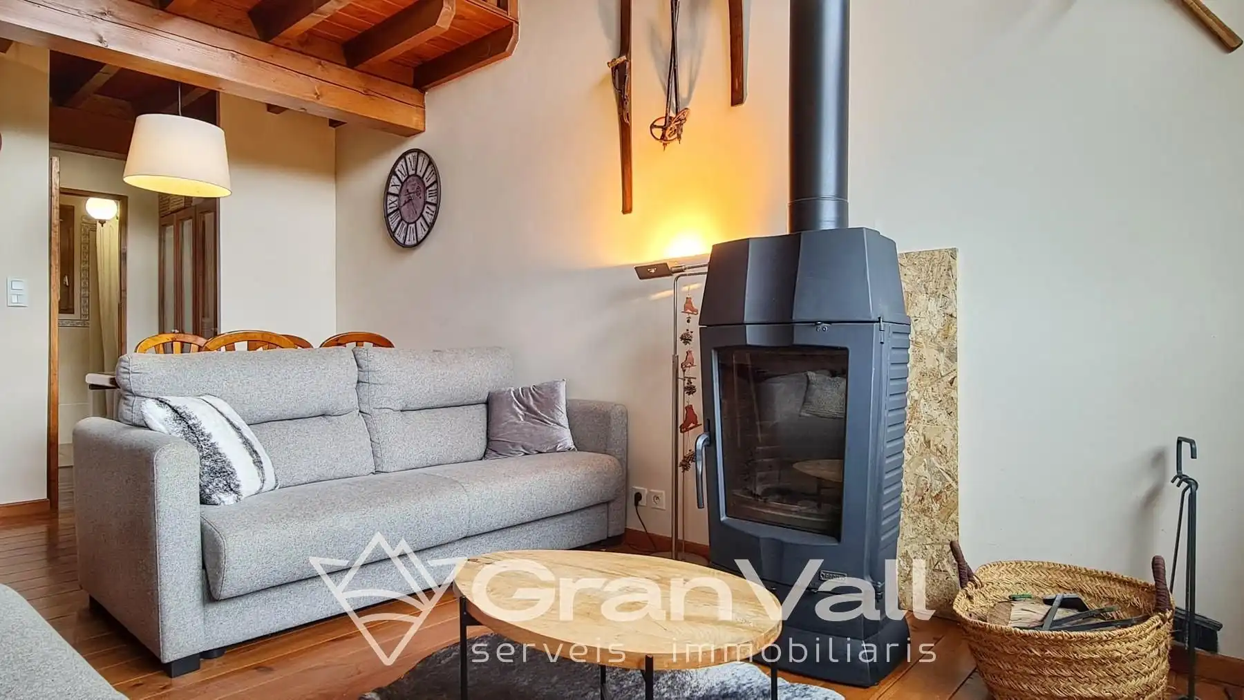 Sala de estar de Casa adosada en venta en Saillagouse con Calefacción, Jardín privado y Parquet