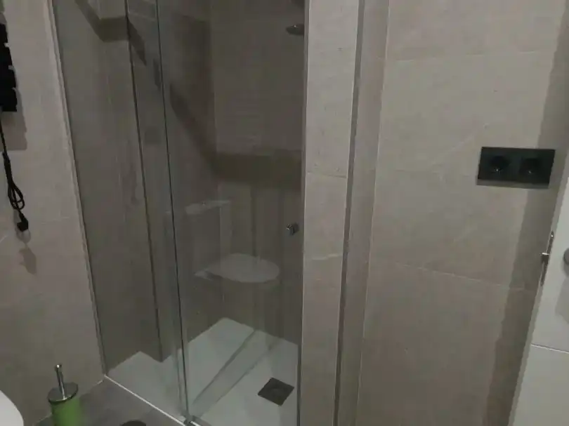 Badezimmer von Wohnung zur Miete in Úbeda mit Klimaanlage