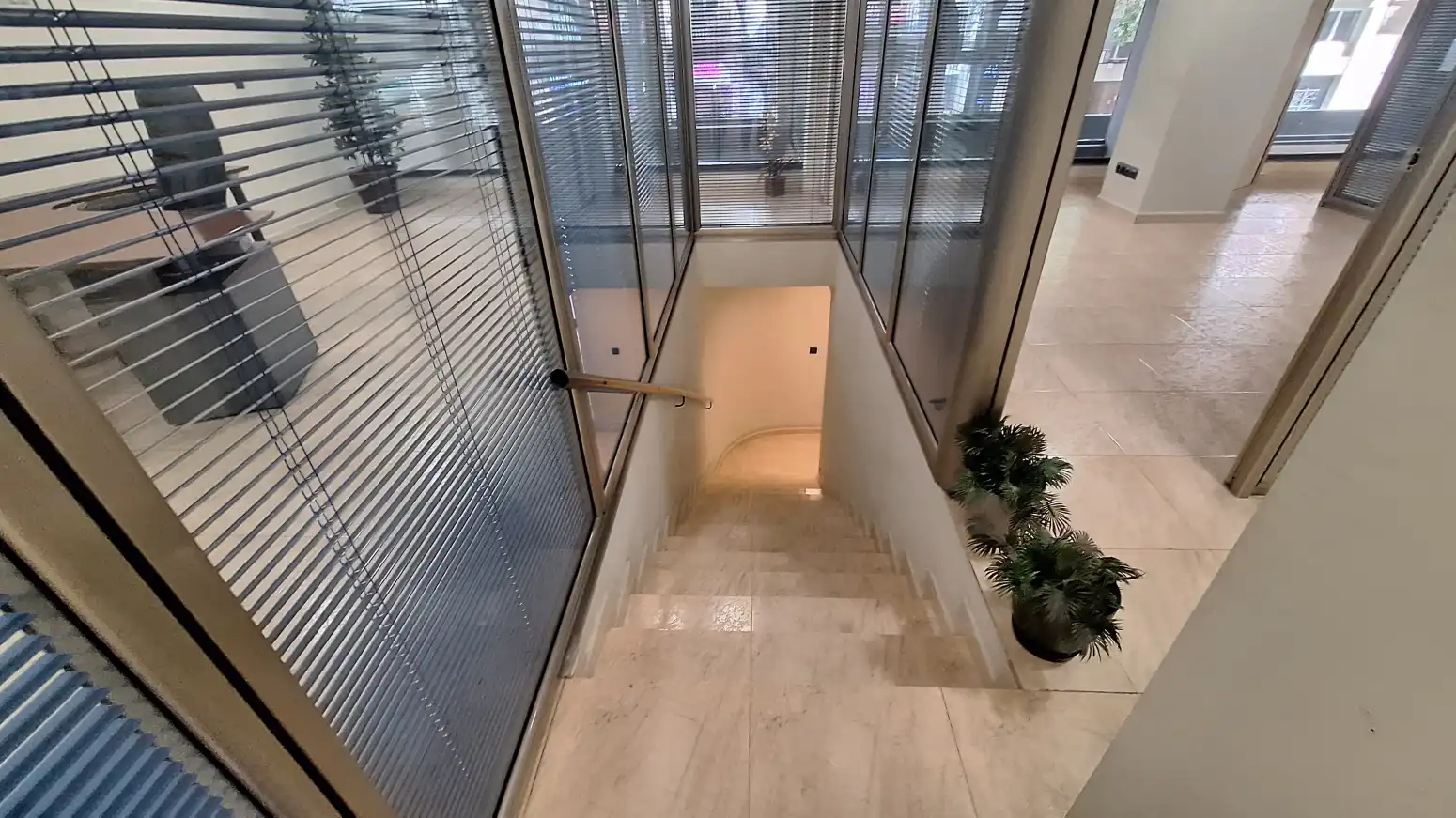 Local comercial en venda a Barcelona - CL VILADOMAT, imagen 11