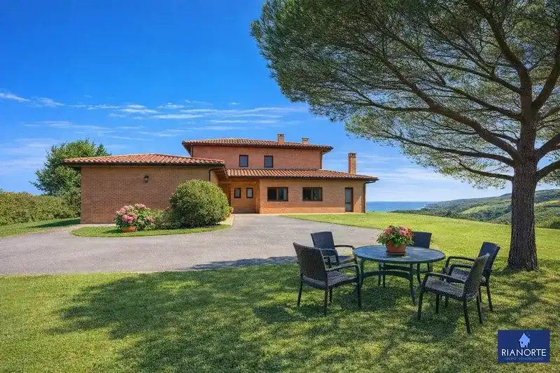 Jardín de Casa o chalet en venta en Gozón con Calefacción, Jardín privado y Terraza