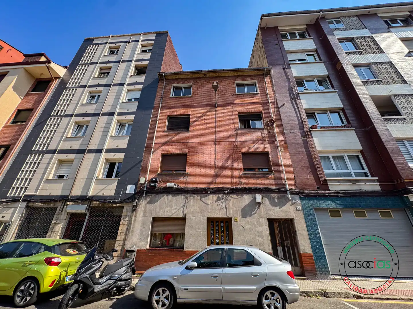 Vista exterior de Piso en venta en Gijón  con Trastero