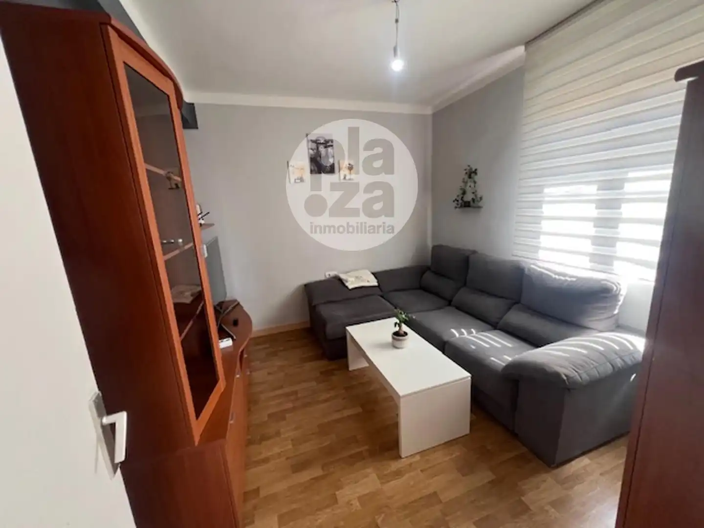 Sala d'estar de Pis en venda en Burgos amb Calefacció i Moblat