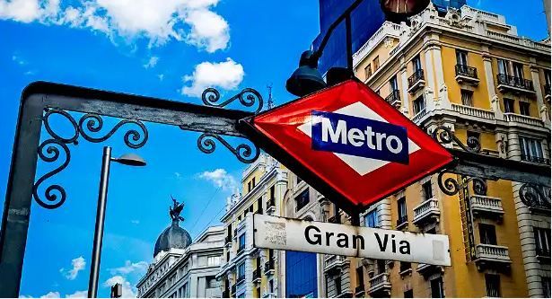 Vista exterior de Piso en venta en  Madrid Capital con Aire acondicionado, Calefacción y Amueblado