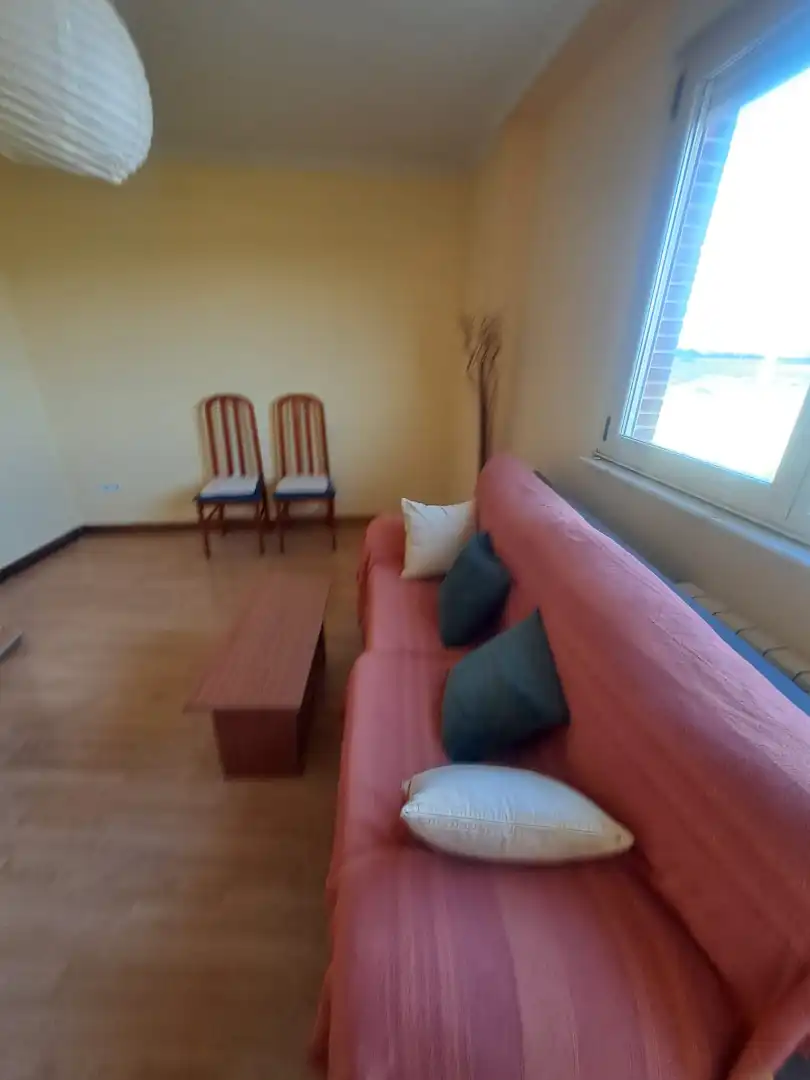 Sala d'estar de Pis en venda en Calvarrasa de Abajo amb Calefacció, Parquet i Moblat