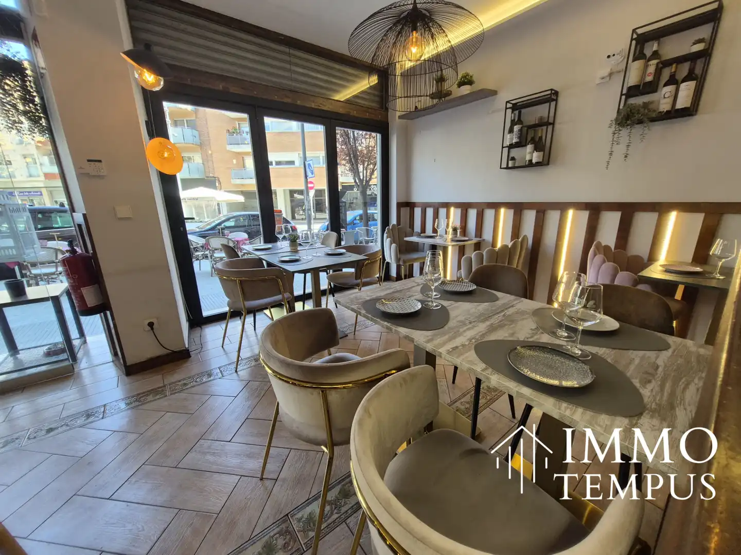 Local en traspaso en Terrassa con Aire acondicionado, Calefacción y Terraza