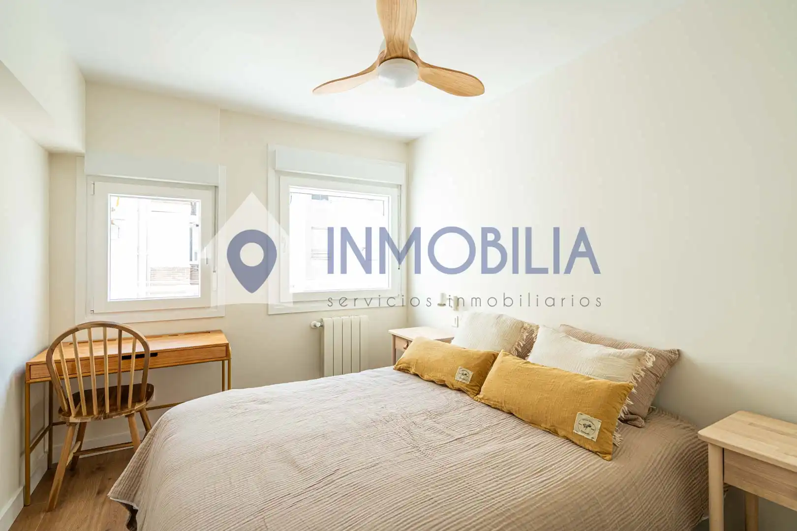 Bedroom of Flat for sale in Madrid  with Air Conditioner, Heating and Terrace