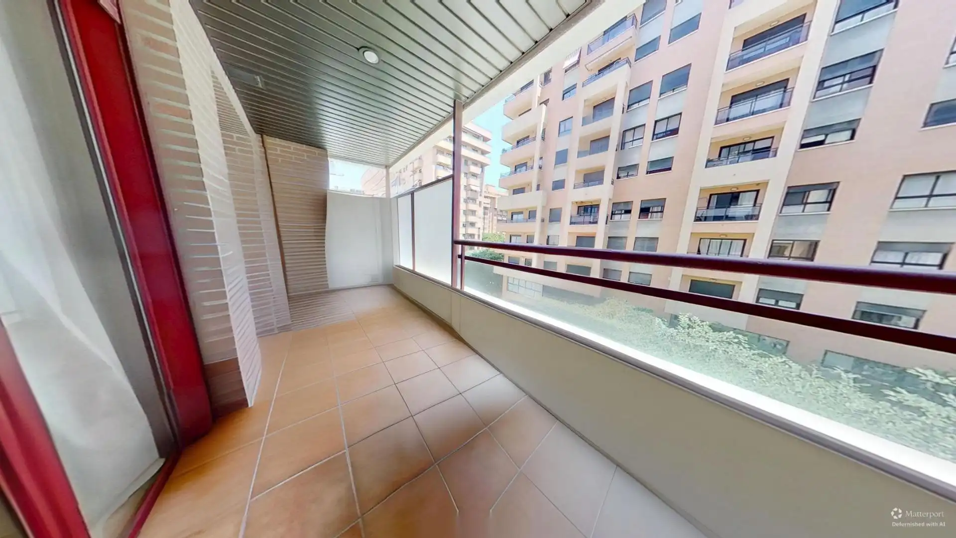 Terrasse von Wohnung zum Verkauf in Valencia mit Klimaanlage, Privatgarten und Terrasse