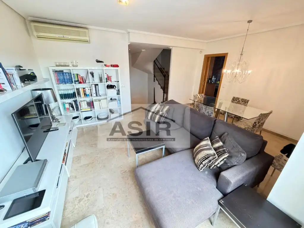 Living room of Flat for sale in Alzira  with Air Conditioner, Terrace and Swimming Pool