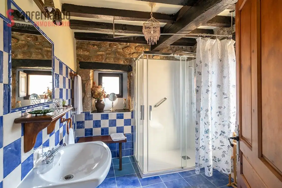 Baño de Edificio en venta en Mazcuerras